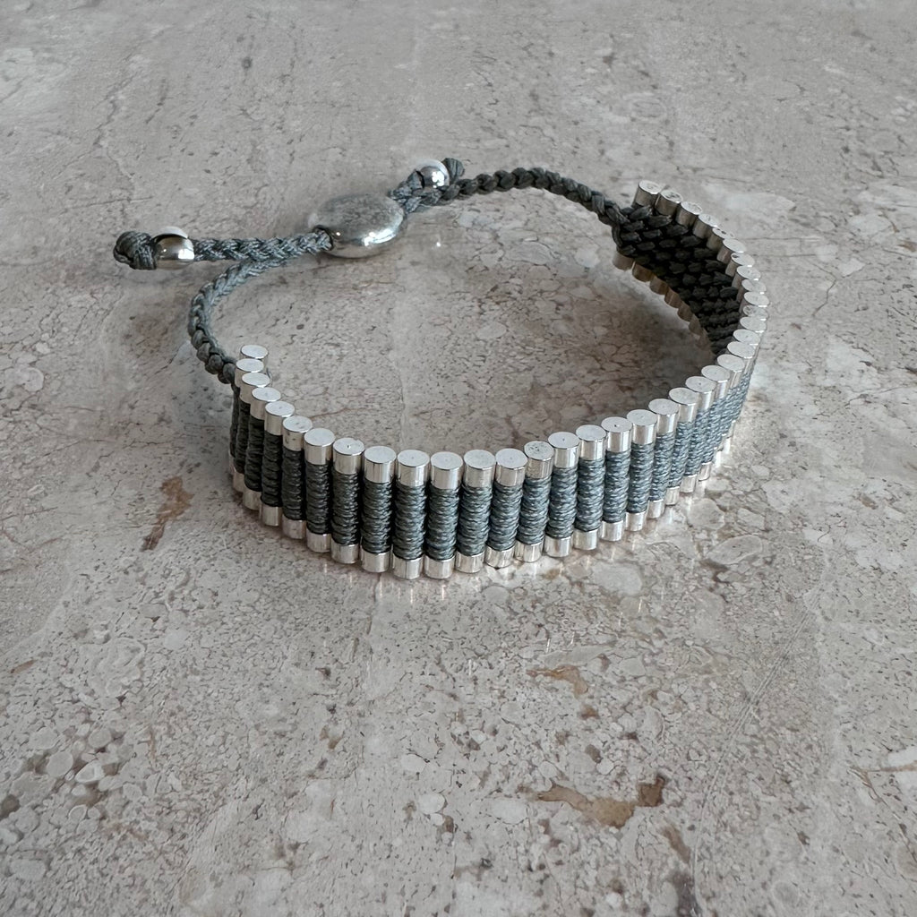 Pre-Owned LINKS OF LONDON Grey Friendship Bracelet