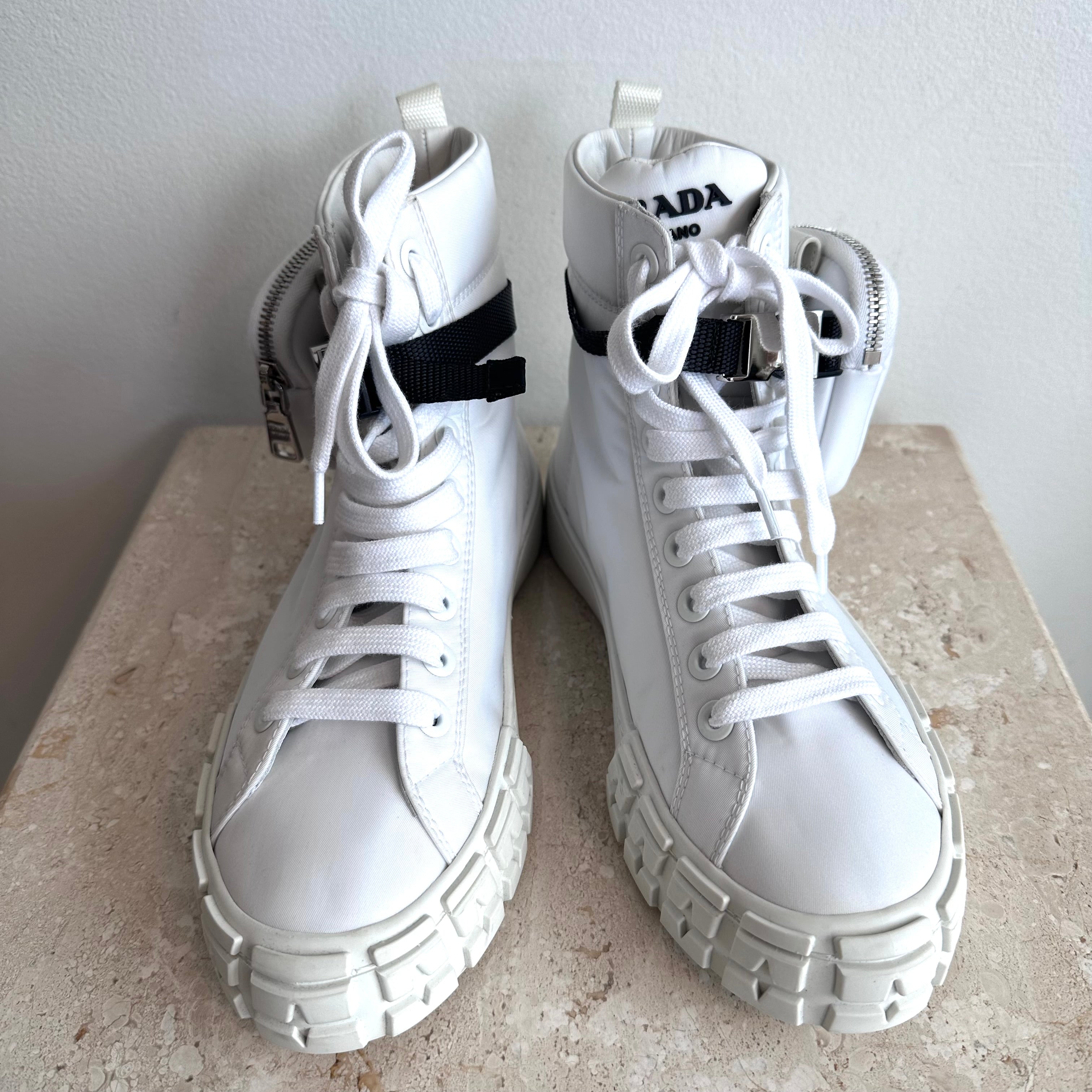 Pre-Owned PRADA Nylon White HighTop Sneakers