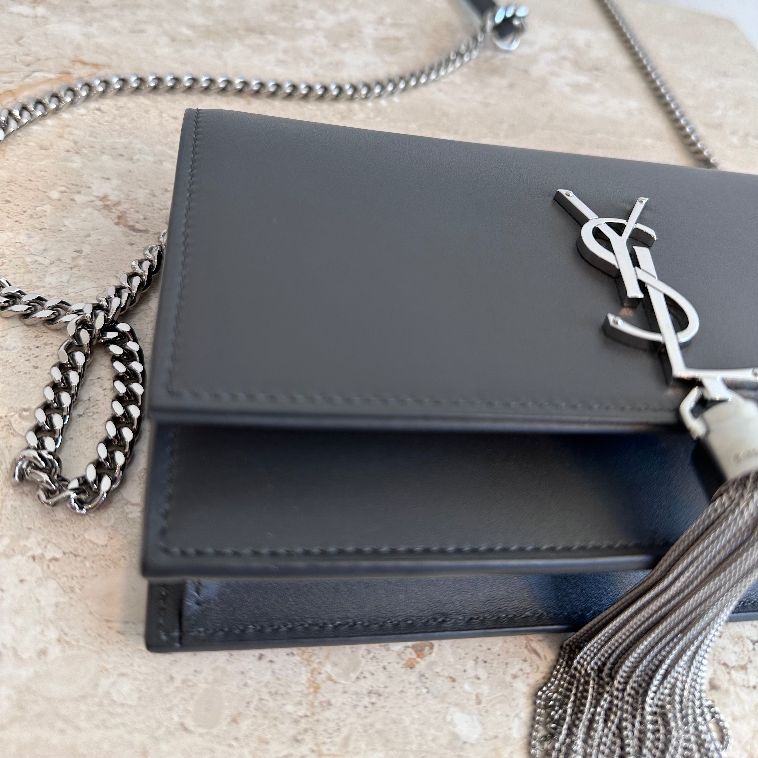 Pre-Owned SAINT LAURENT Small Kate Chain Wallet with Tassel Bag