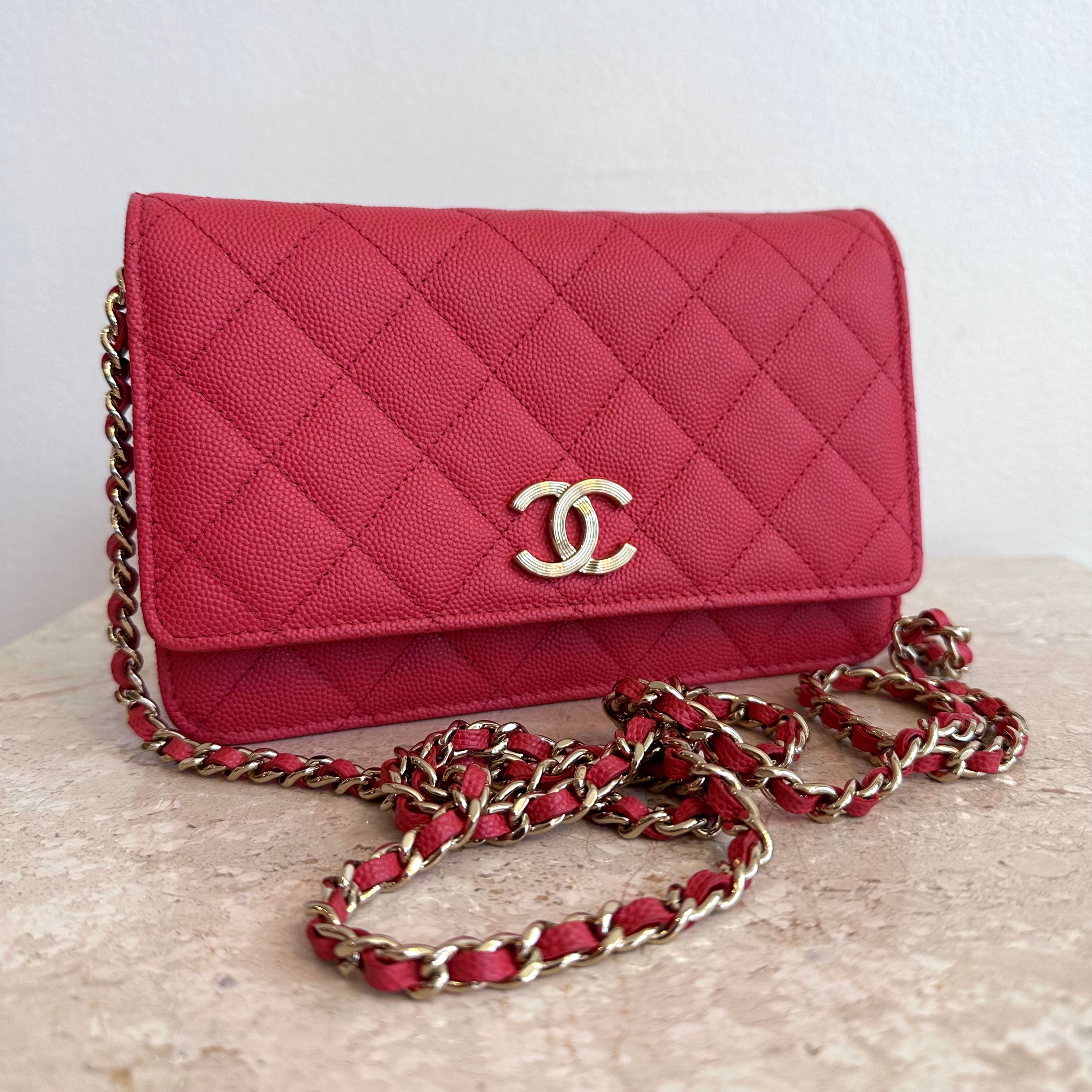 Pre-Owned CHANEL™ Coral Wallet on Chain