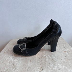 Pre-Owned CHRISTIAN DIOR Black Leather Buckle Scrunch Pumps Size 38.5