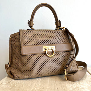 Pre-Owned SALVATORE FERRAGAMO Caramel Leather Sofia Bag