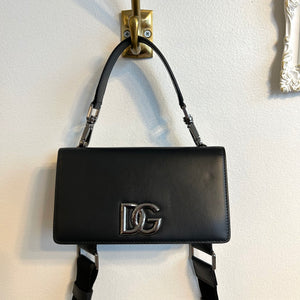 Pre-Owned DOLCE & GABBANA Black Leather Logo Plaque Mini Crossbody Bag