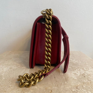 Pre-Owned CHANEL Old Medium Red Boy Bag GHW