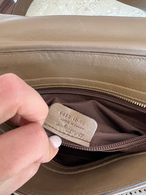Pre-Owned SALVATORE FERRAGAMO Caramel Leather Sofia Bag