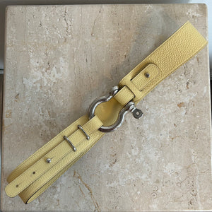 Pre-Owned BURBERRY Yellow Belt - 36/90