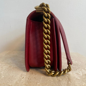 Pre-Owned CHANEL Old Medium Red Boy Bag GHW