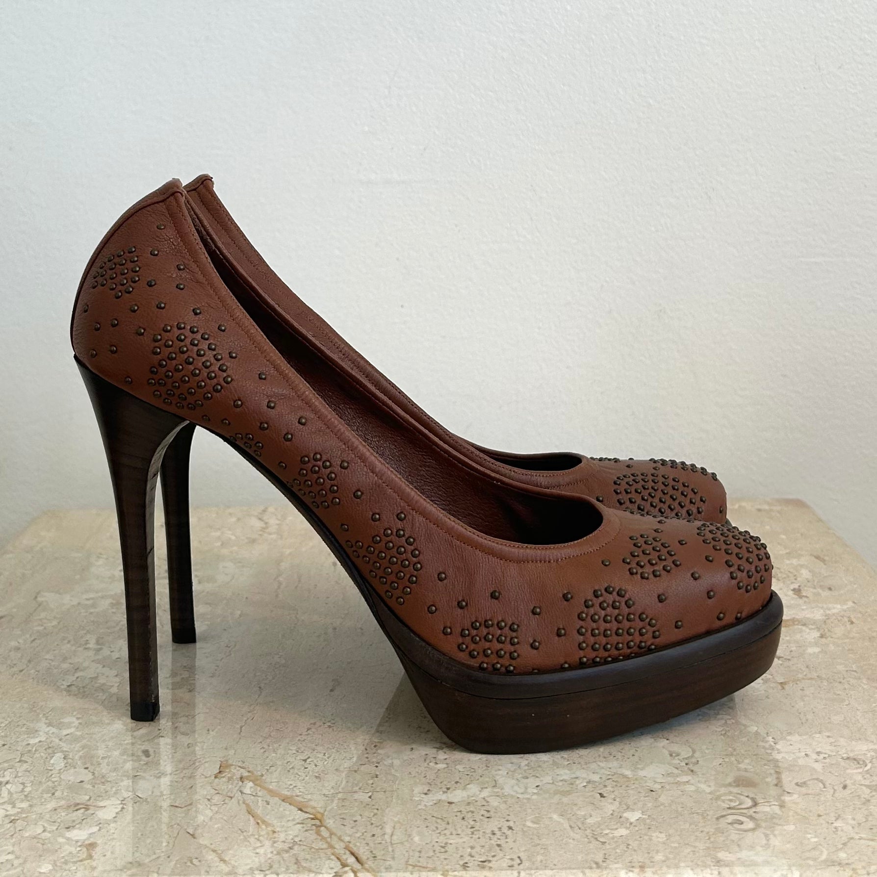 Pre-Owned BURBERRY Brown Leather Studded Platform Heels - Size 37.5