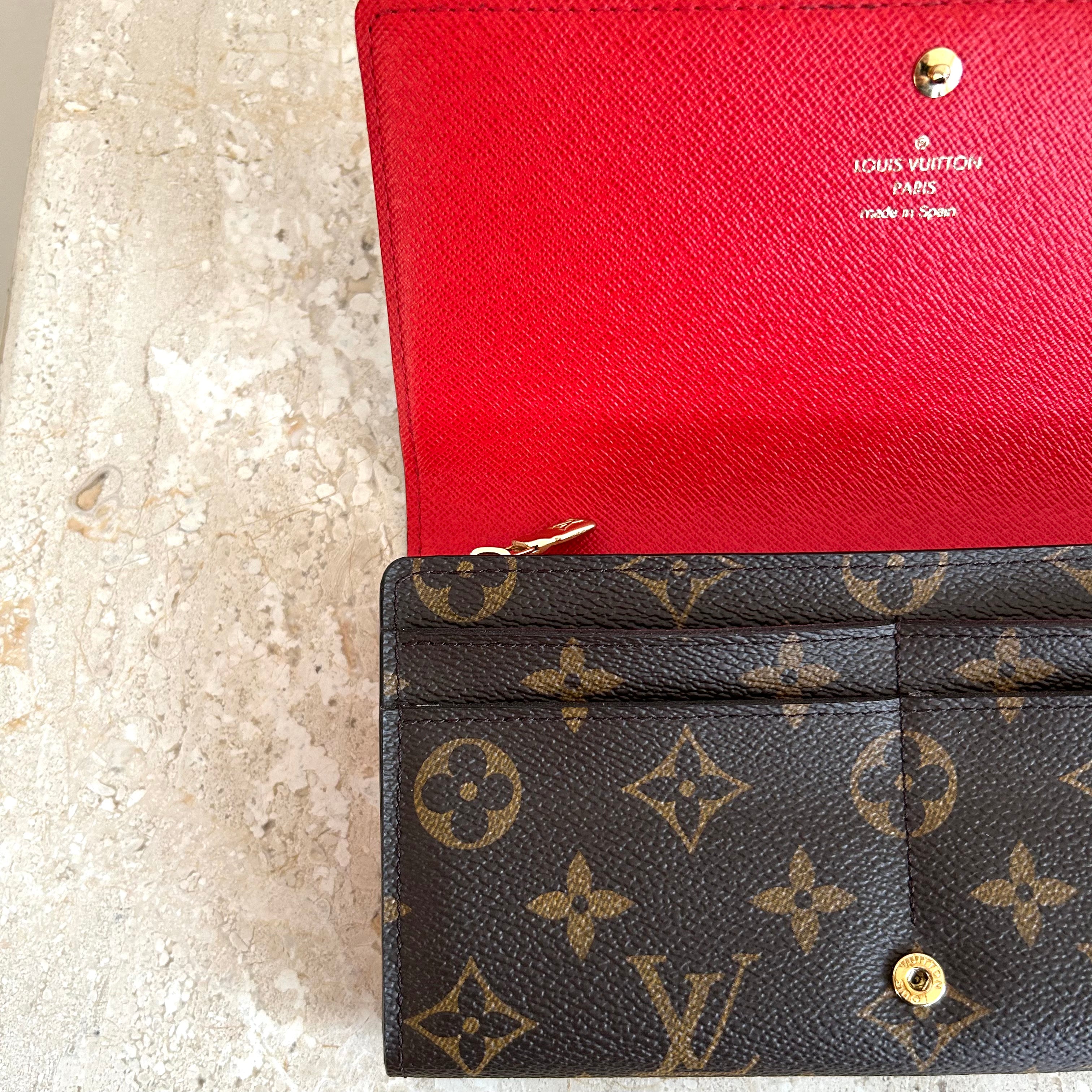 Pre-Owned LOUIS VUITTON Limited Edition Christmas Polar Bear Wallet