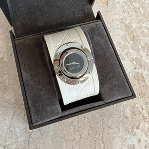 Pre-Owned GUCCI Women's The Twirl White Rubber and Stainless Steel Watch