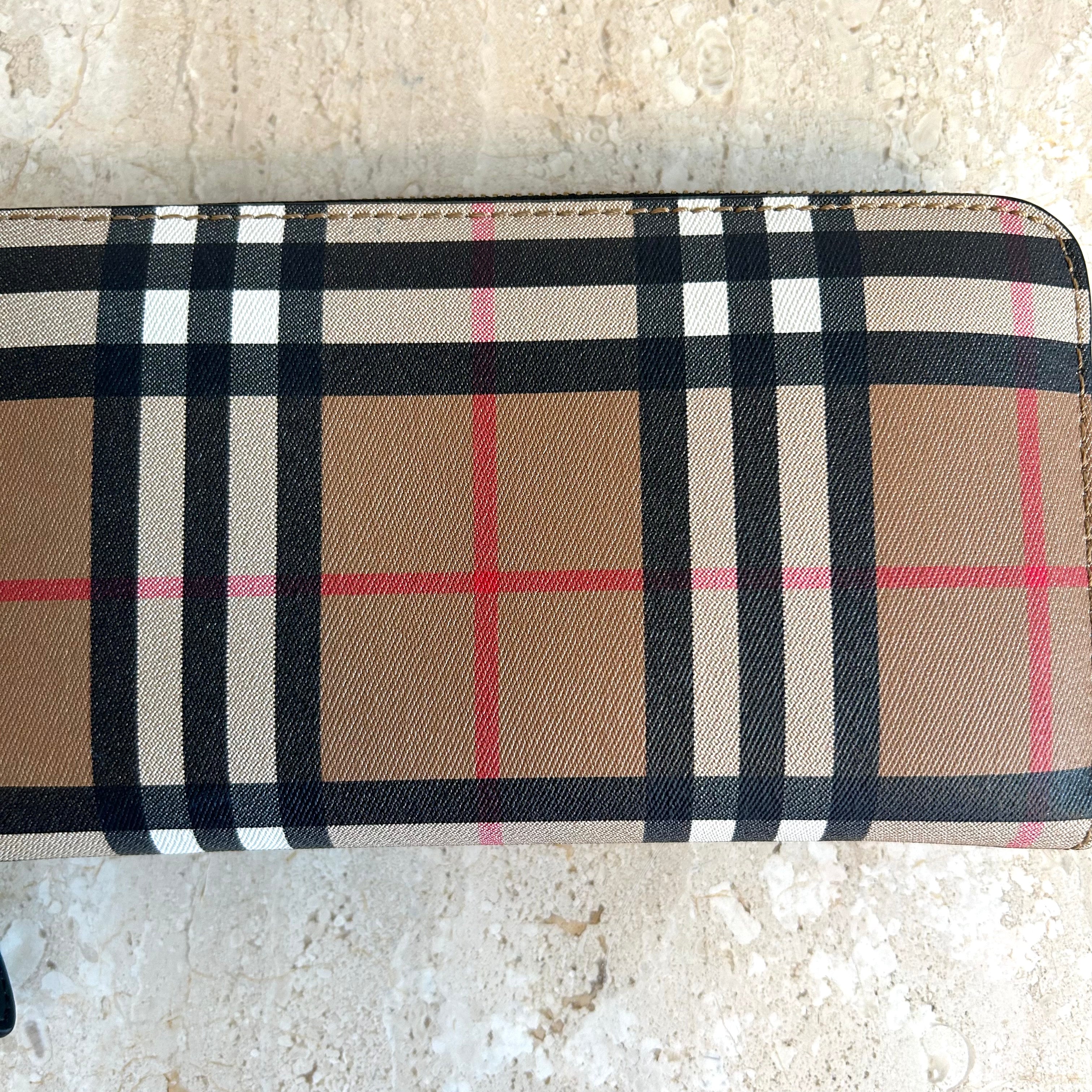 Pre-Owned BURBERRY Elmore Vintage Check Zip Around Wallet