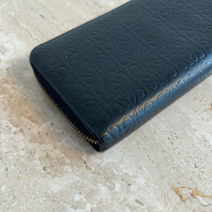 Pre-Owned LOEWE Black Leather Zip Wallet