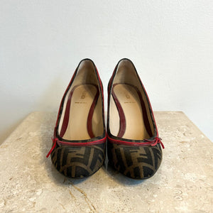 Pre-Owned FENDI Zucca Print Red Bow Pumps - Size 39