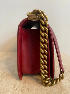 Pre-Owned CHANEL Old Medium Red Boy Bag GHW