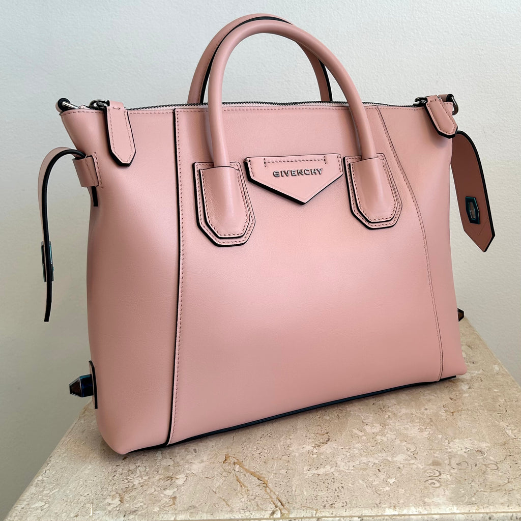 Pre-Owned GIVENCHY Pink Small Antigona Soft Leather Bag