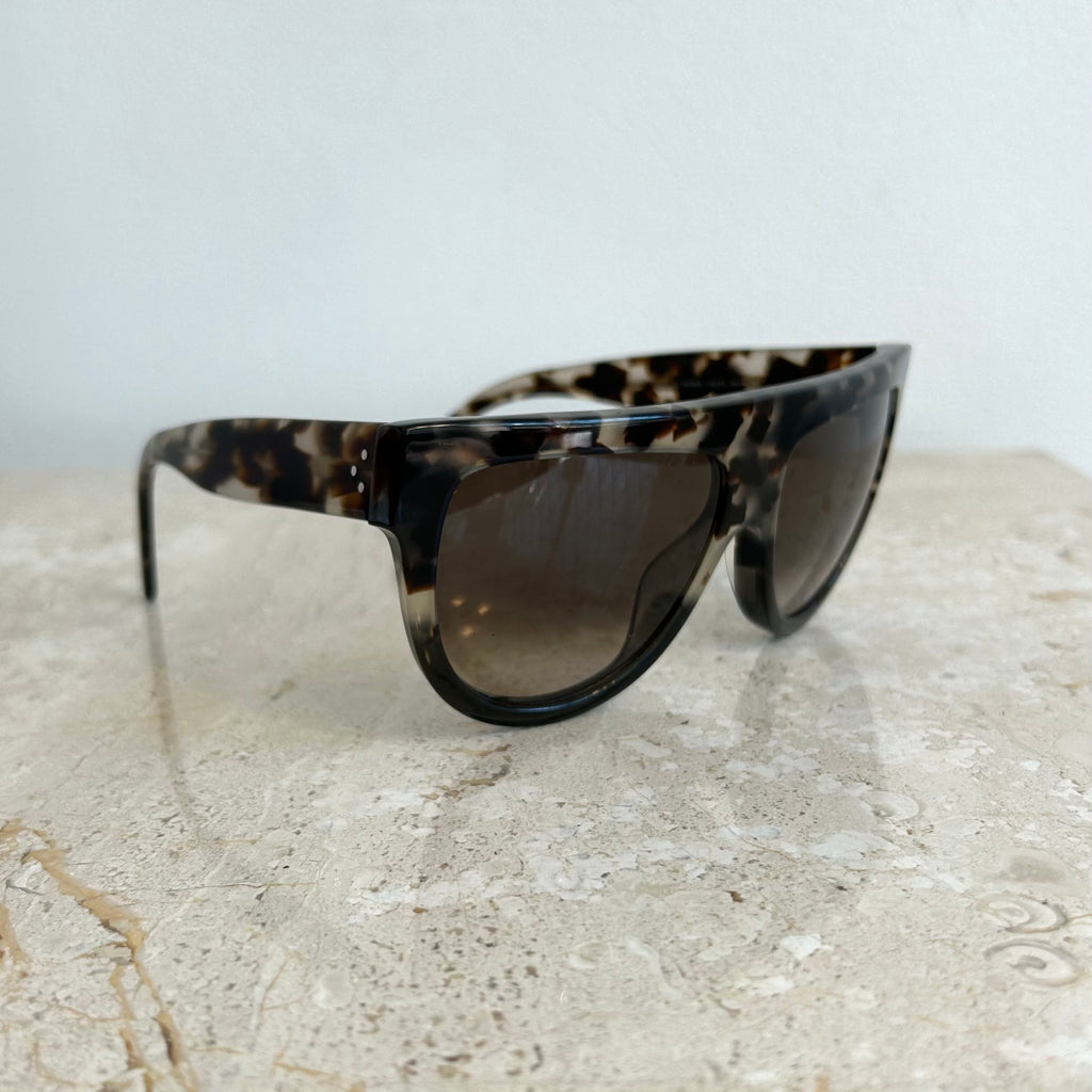 Pre-Owned CELINE CL41026 Shield Sunglasses