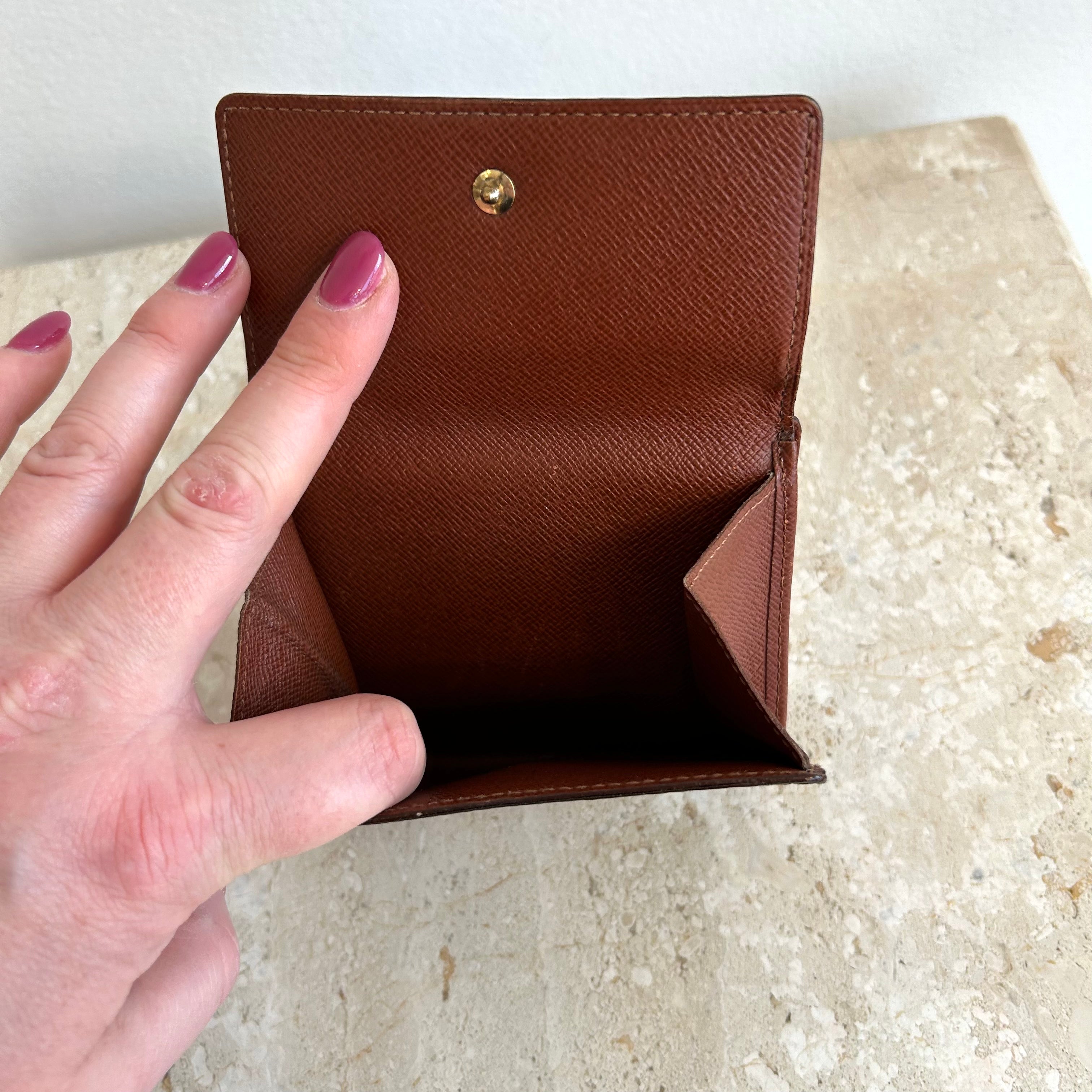 Pre-Owned LOUIS VUITTON Monogram Elise Wallet