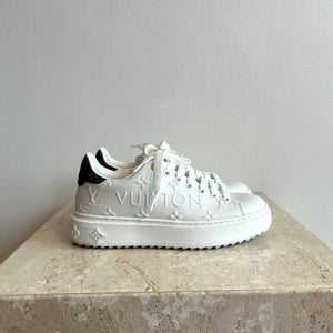 Pre-Owned LOUIS VUITTON White LV Monogram Time Out Debossed Sneaker - Size 35.5