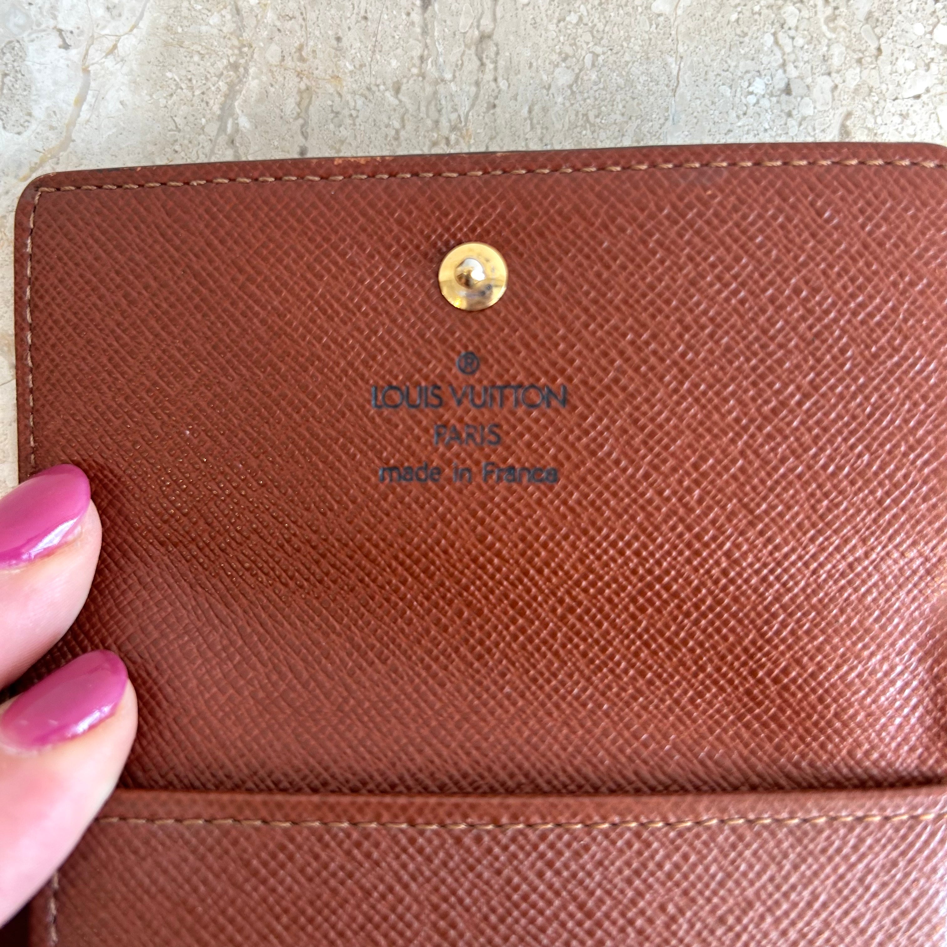 Pre-Owned LOUIS VUITTON Monogram Elise Wallet