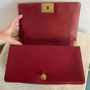 Pre-Owned CHANEL Old Medium Red Boy Bag GHW