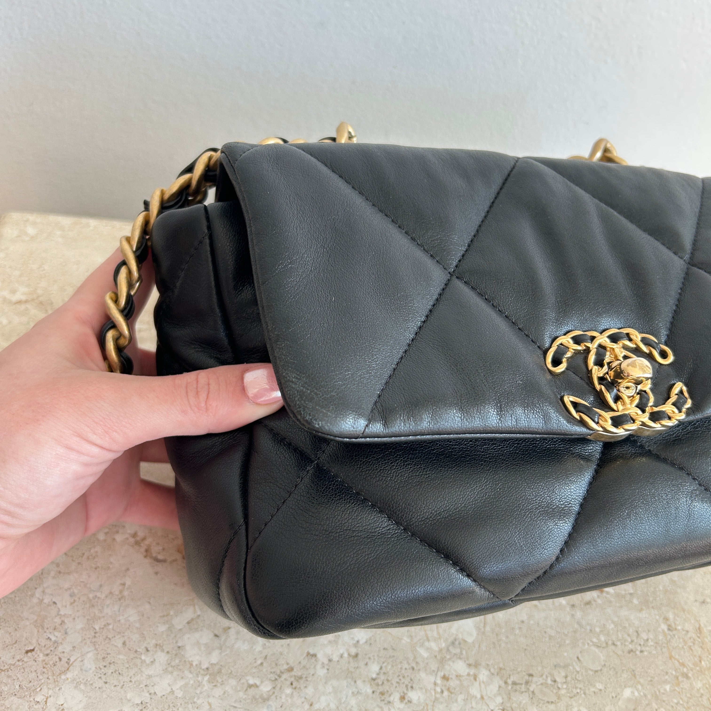 Pre-Owned CHANEL™ 19 Black Lambskin Handbag