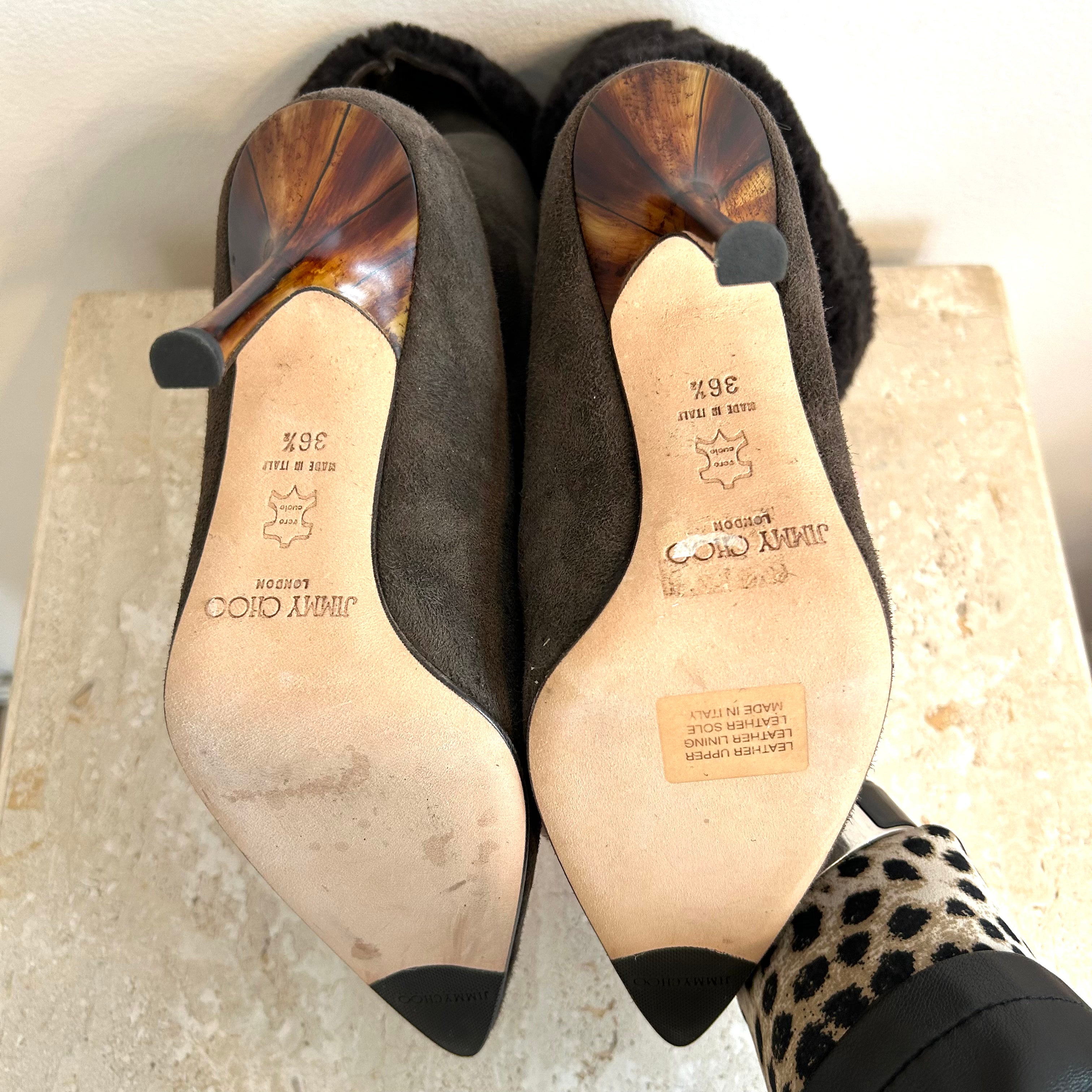 Pre-Owned JIMMY CHOO Coffee Shearling Pull-On Heeled Bootie - Size 36.5