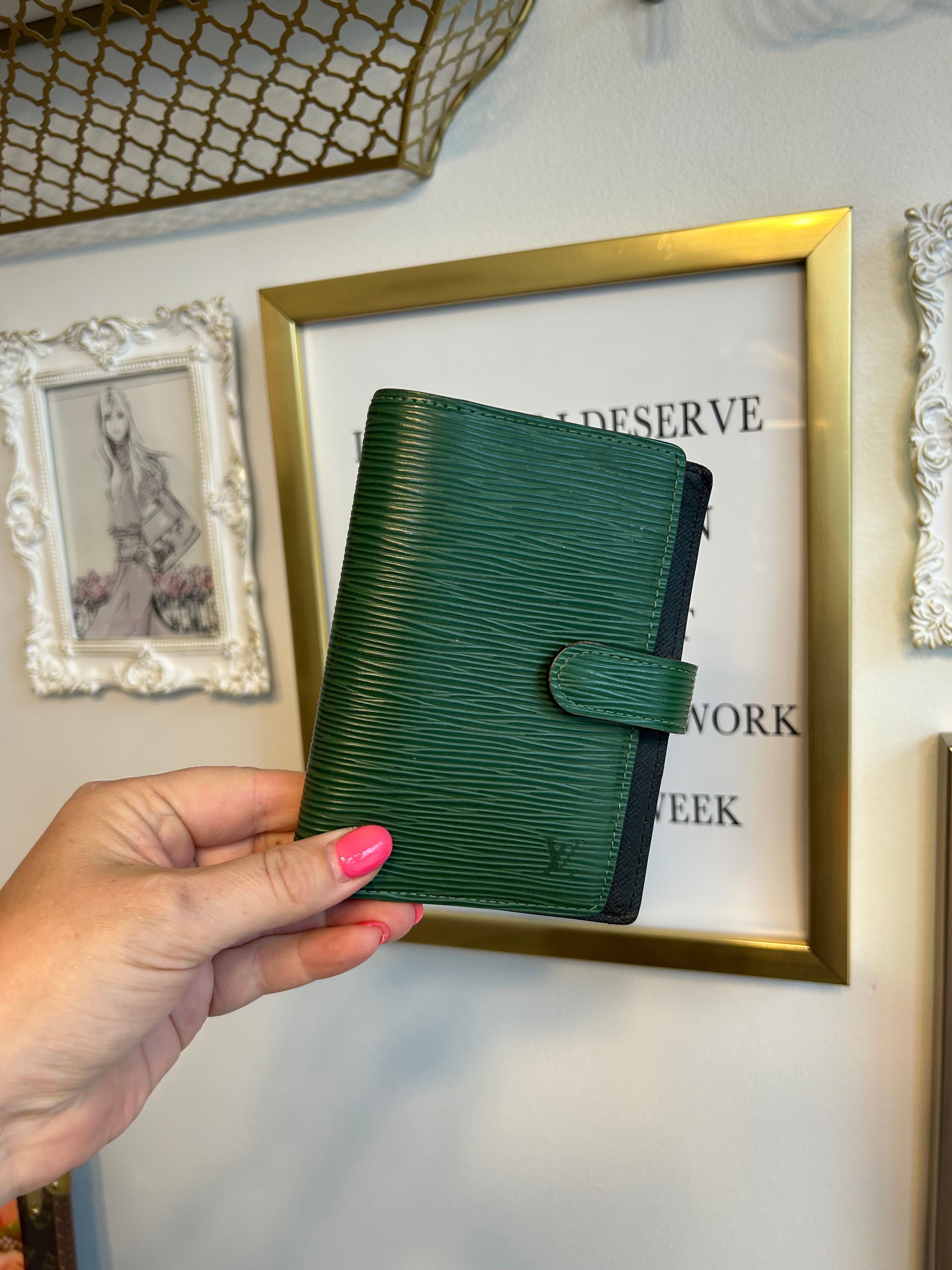 Pre-Owned LOUIS VUITTON Vintage Green Epi Small Ring Agenda