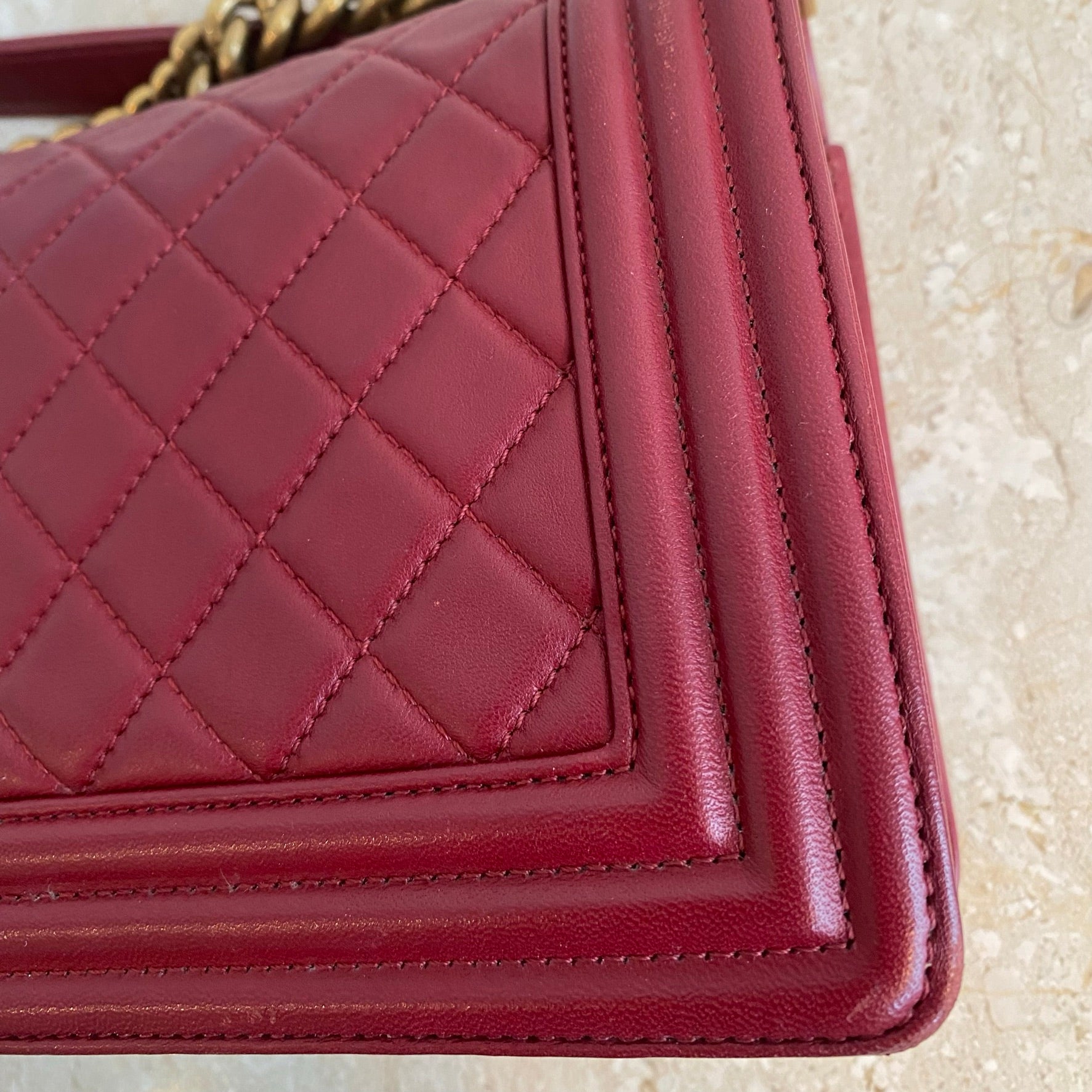 Pre-Owned CHANEL Old Medium Red Boy Bag GHW