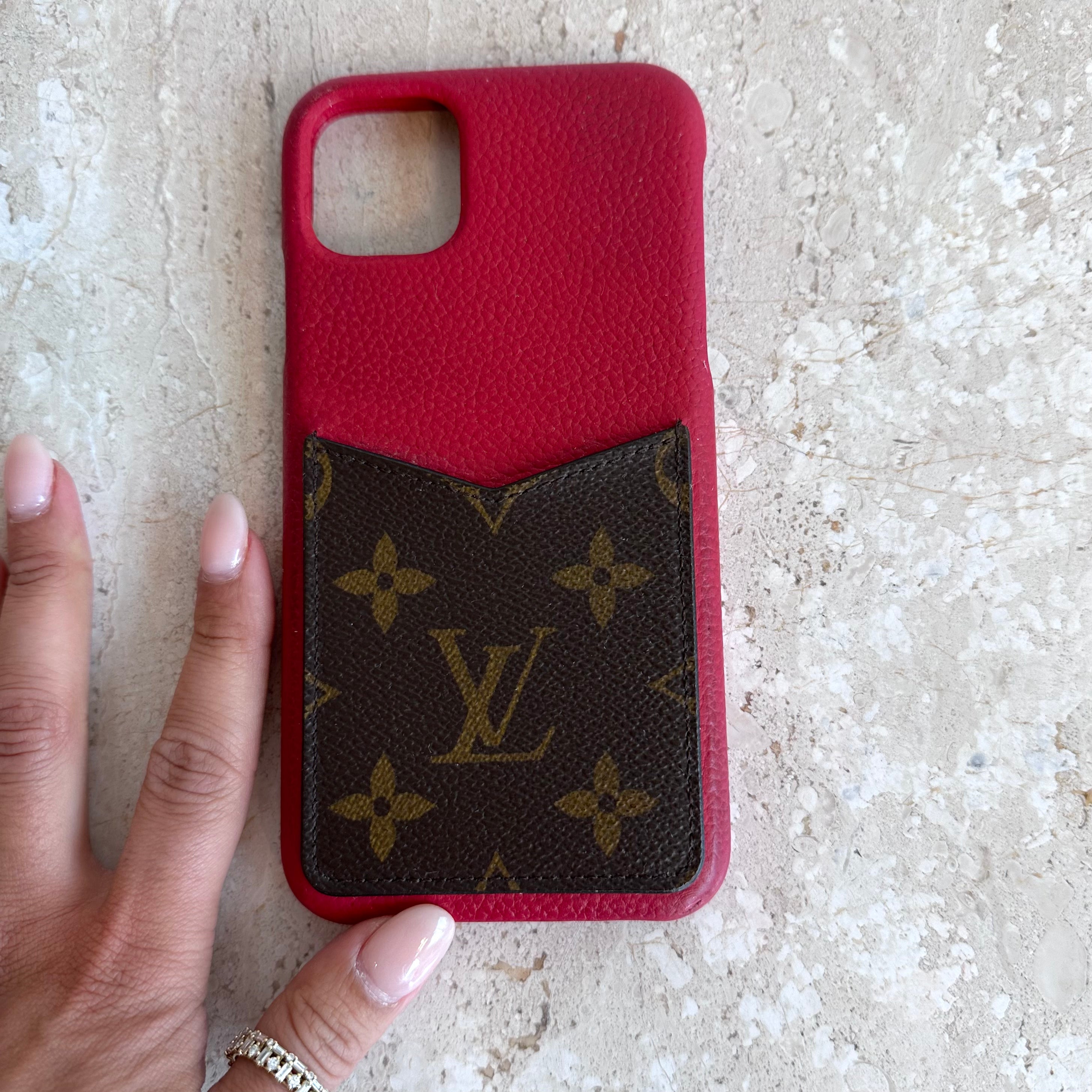 Pre-Owned LOUIS VUITTON iPhone 11 Pro Max Bumper Monogram Scarlett