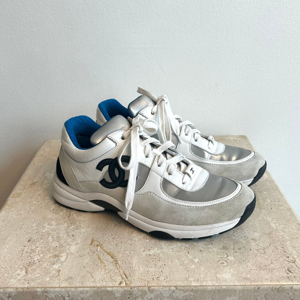 Pre-Owned CHANEL Tri-Colour CC Sneaker - Size 37.5