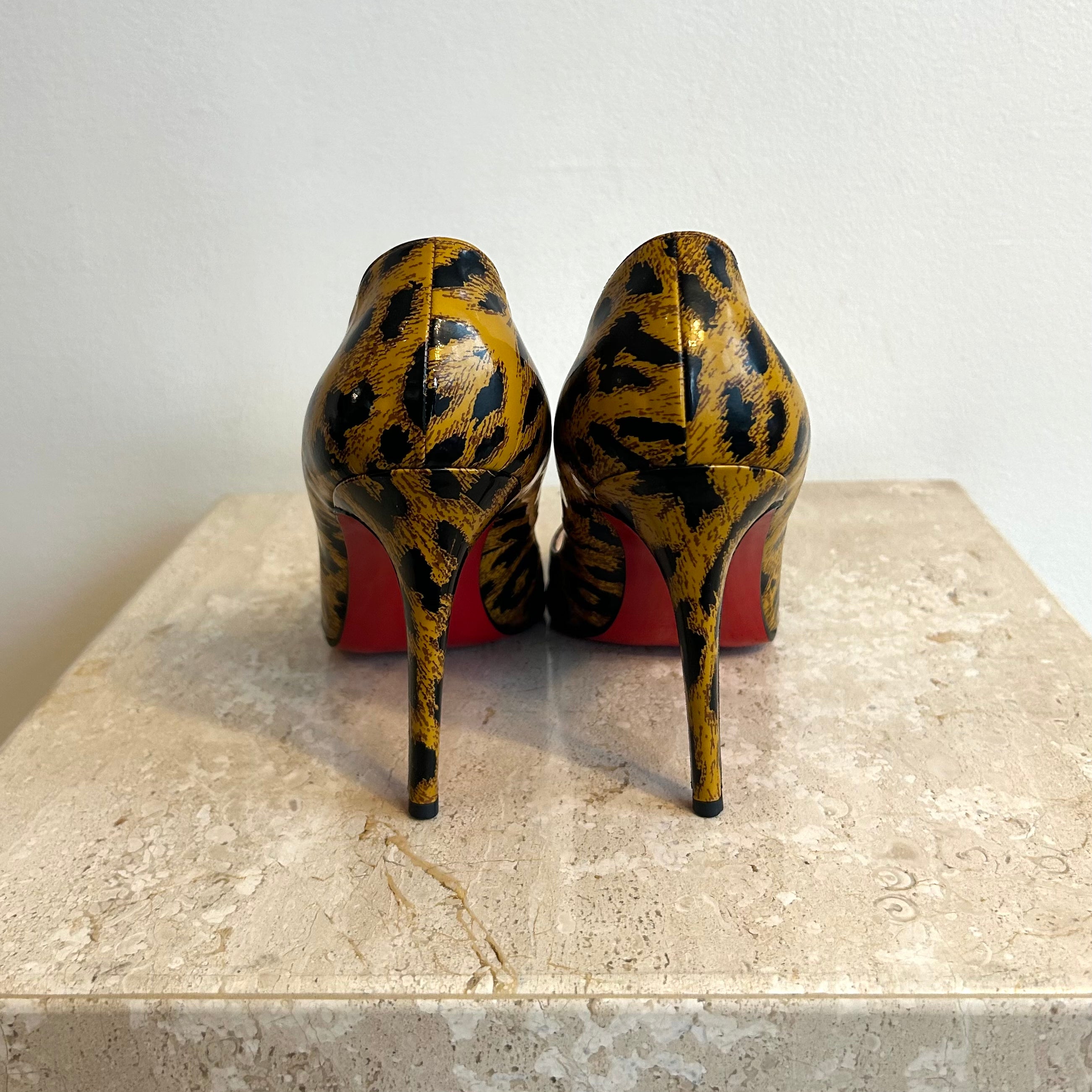 Pre-Owned CHRISTIAN LOUBOUTIN Brown Leopard Print Pigalle 100 - Size 41