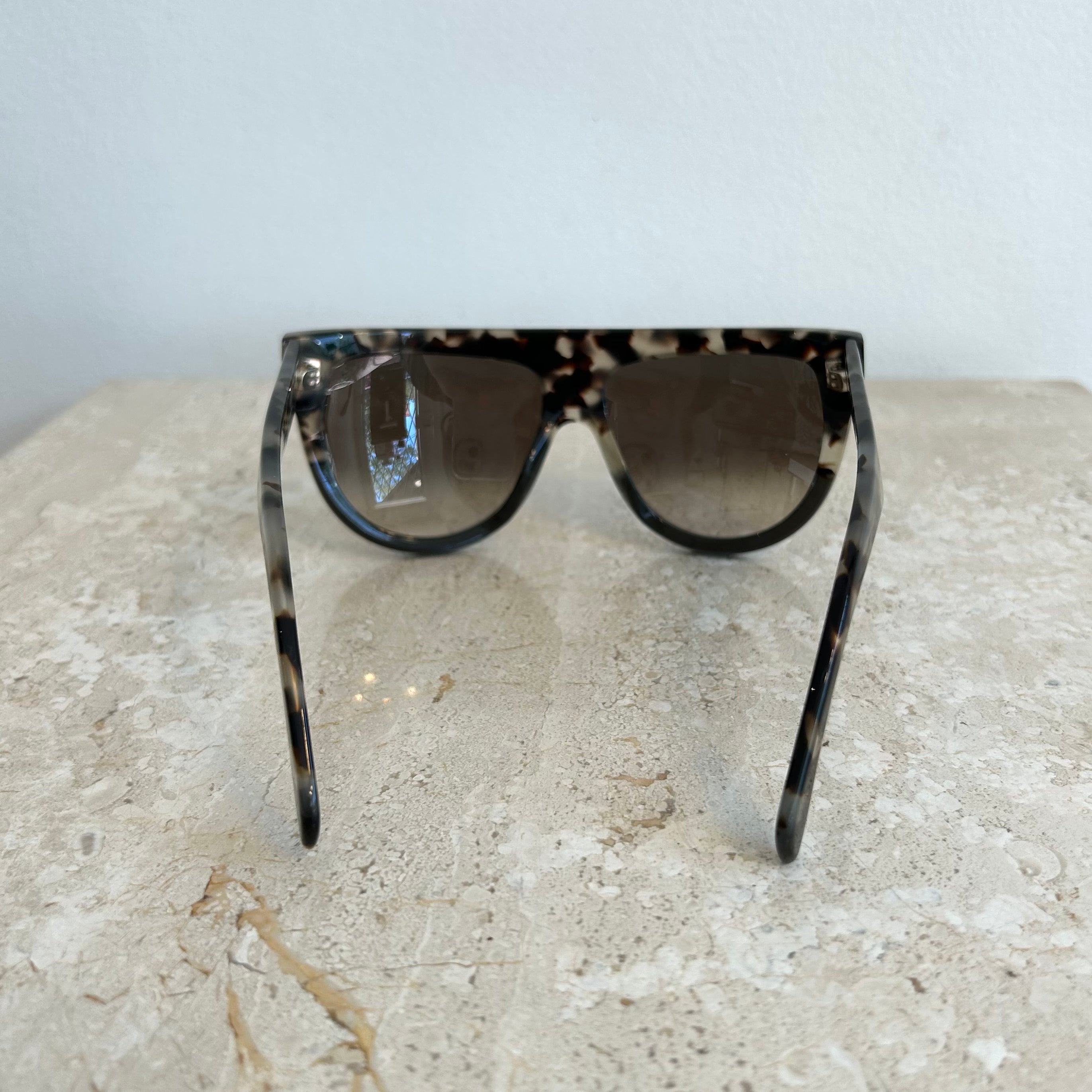 Pre-Owned CELINE CL41026 Shield Sunglasses