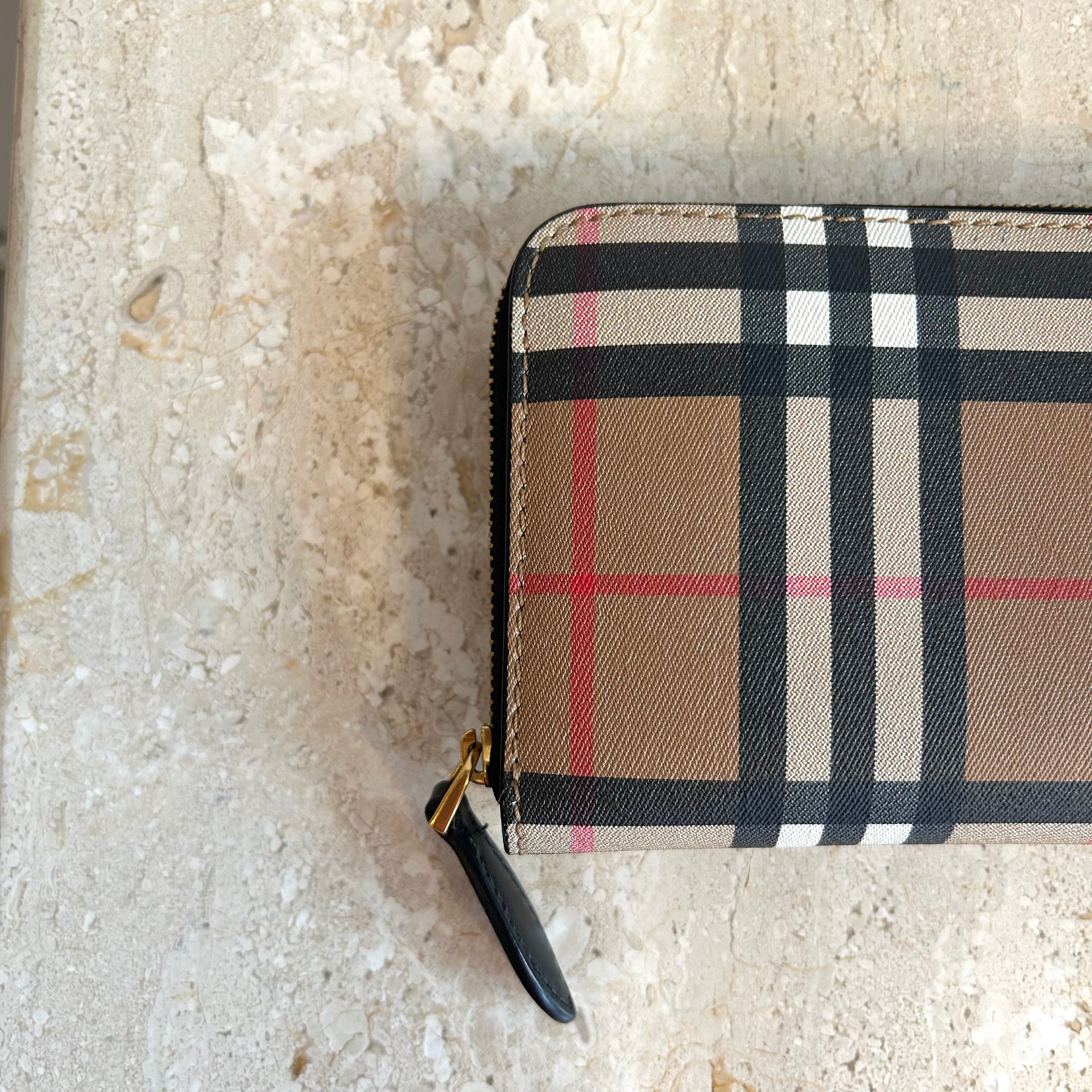 Pre-Owned BURBERRY Elmore Vintage Check Zip Around Wallet