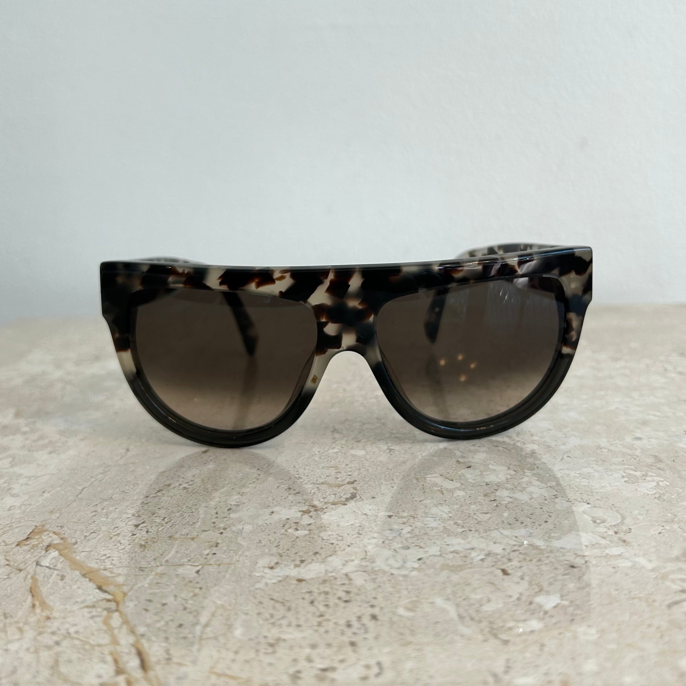 Pre-Owned CELINE CL41026 Shield Sunglasses