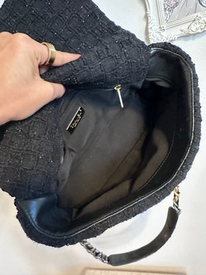 Pre-Owned CHANEL 19 Black Large Tweed Bag