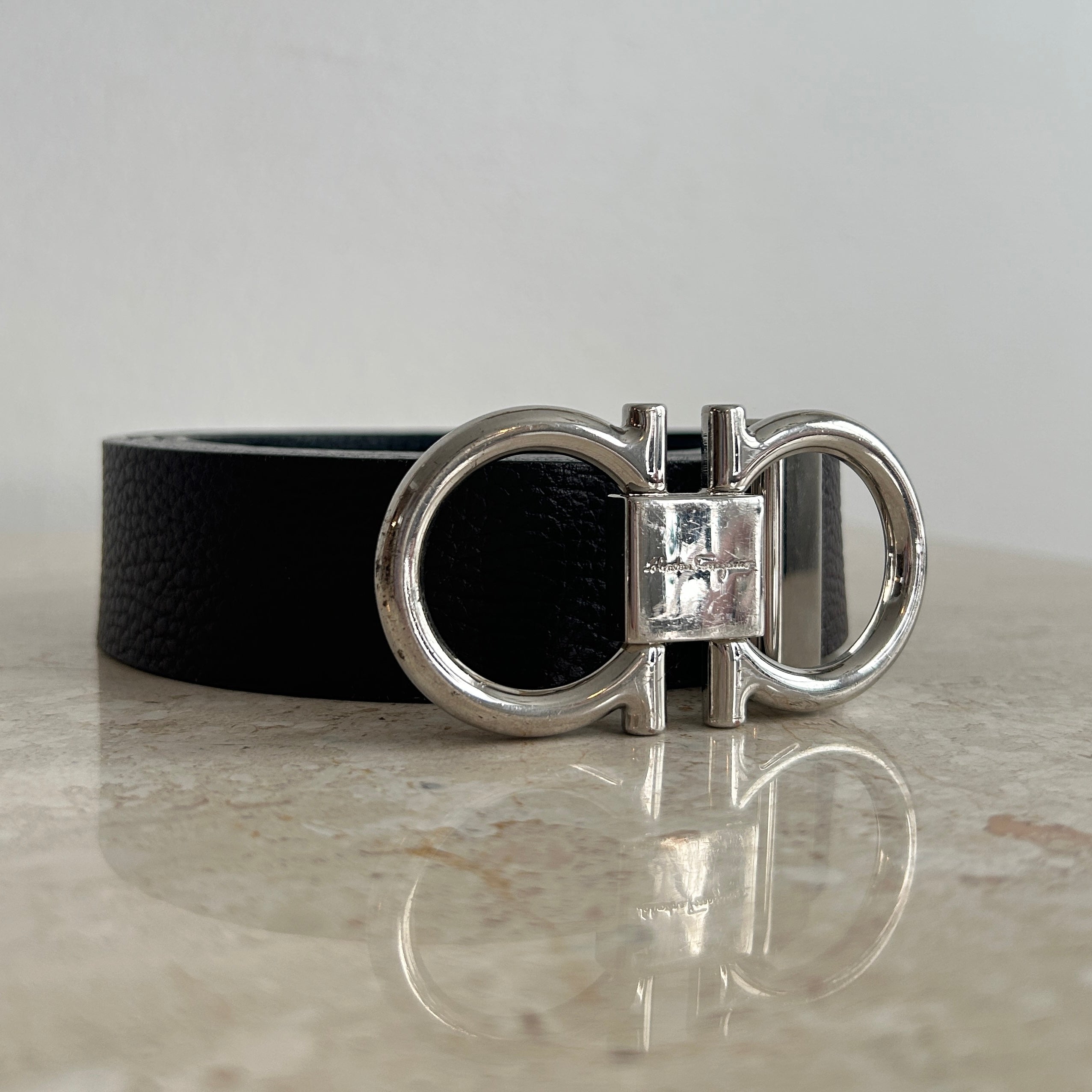 Pre-Owned SALVATORE FERRAGAMO Mens Adjustable Gancini Belt