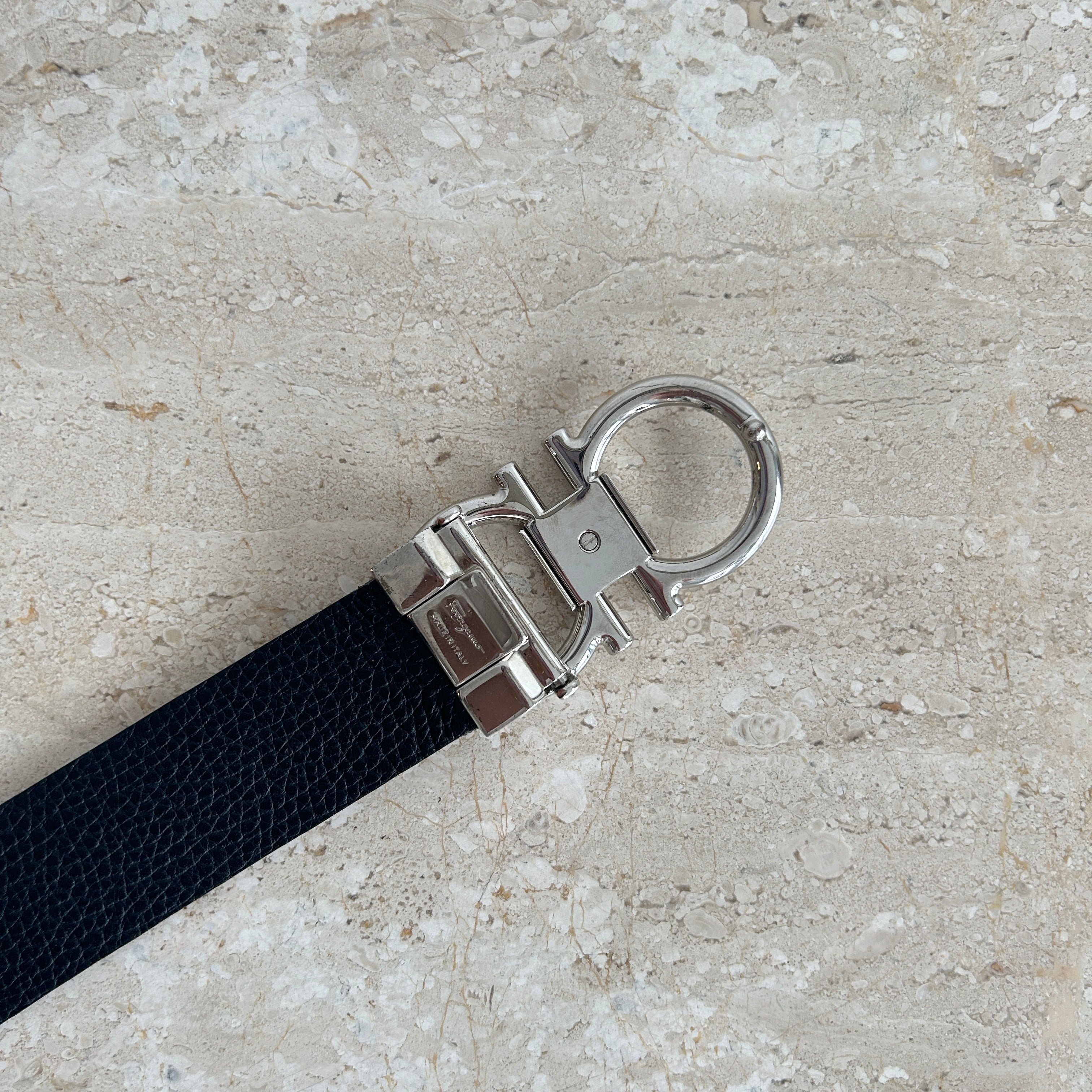 Pre-Owned SALVATORE FERRAGAMO Mens Adjustable Gancini Belt