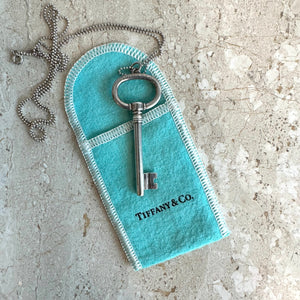 Pre-Owned TIFFANY & CO. Sterling Silver Oval Key Pendant and Chain