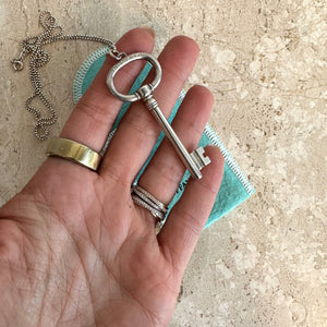Pre-Owned TIFFANY & CO. Sterling Silver Oval Key Pendant and Chain