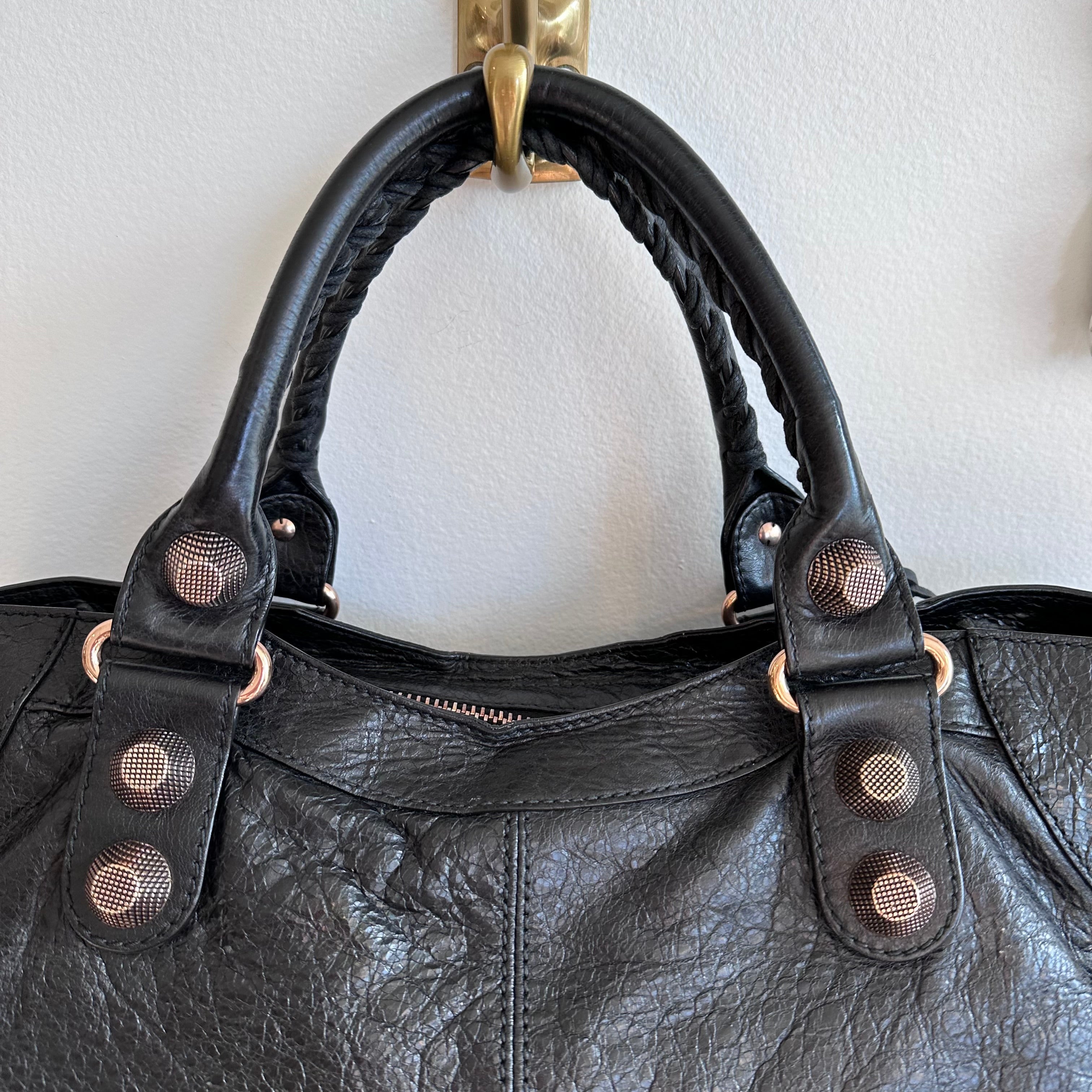 Pre-Owned BALENCIAGA Black City Bag