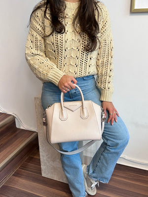 Pre-Owned GIVENCHY Small Antigona Grained Leather Bag