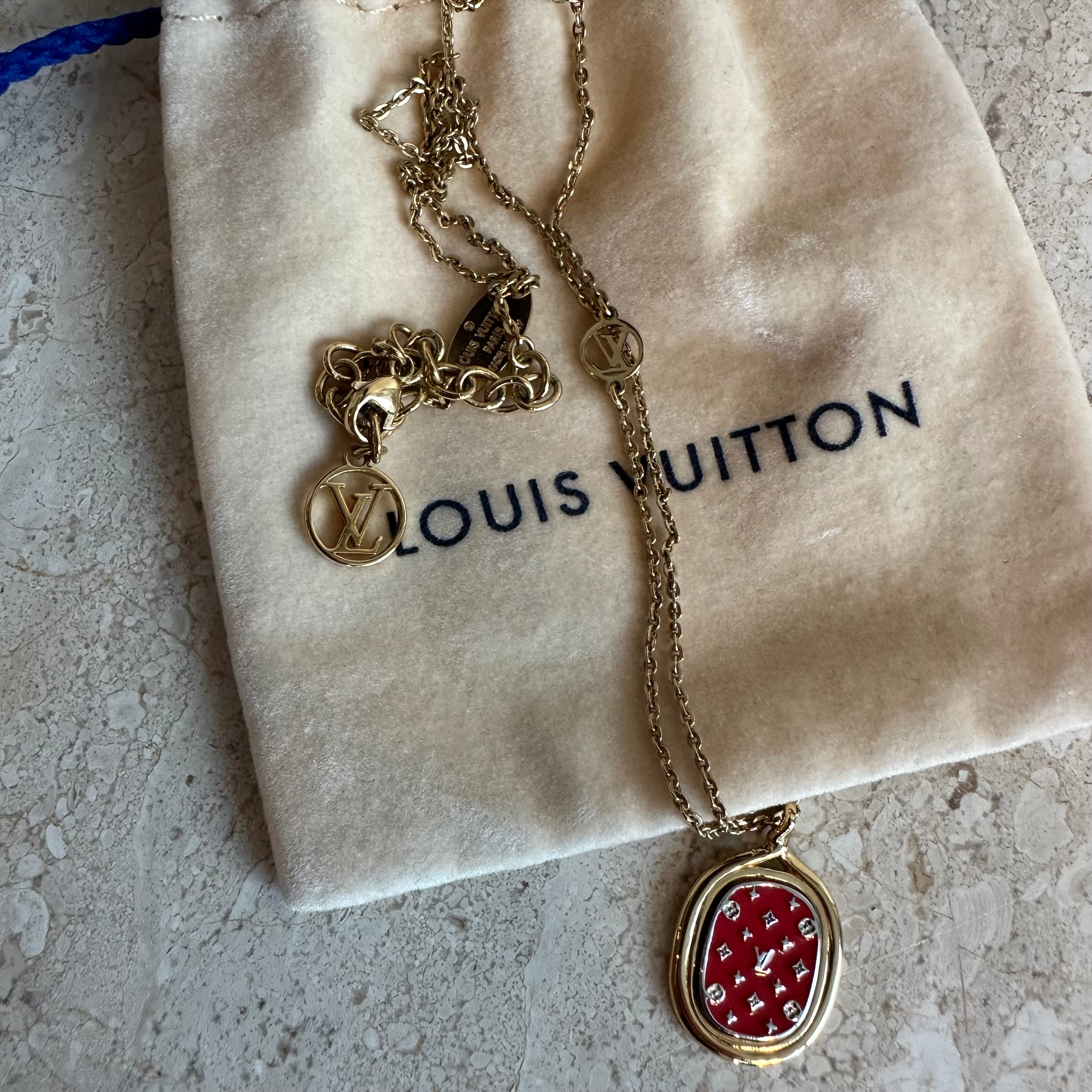 Pre-Owned LOUIS VUITTON Lady Lucky Crest Necklace