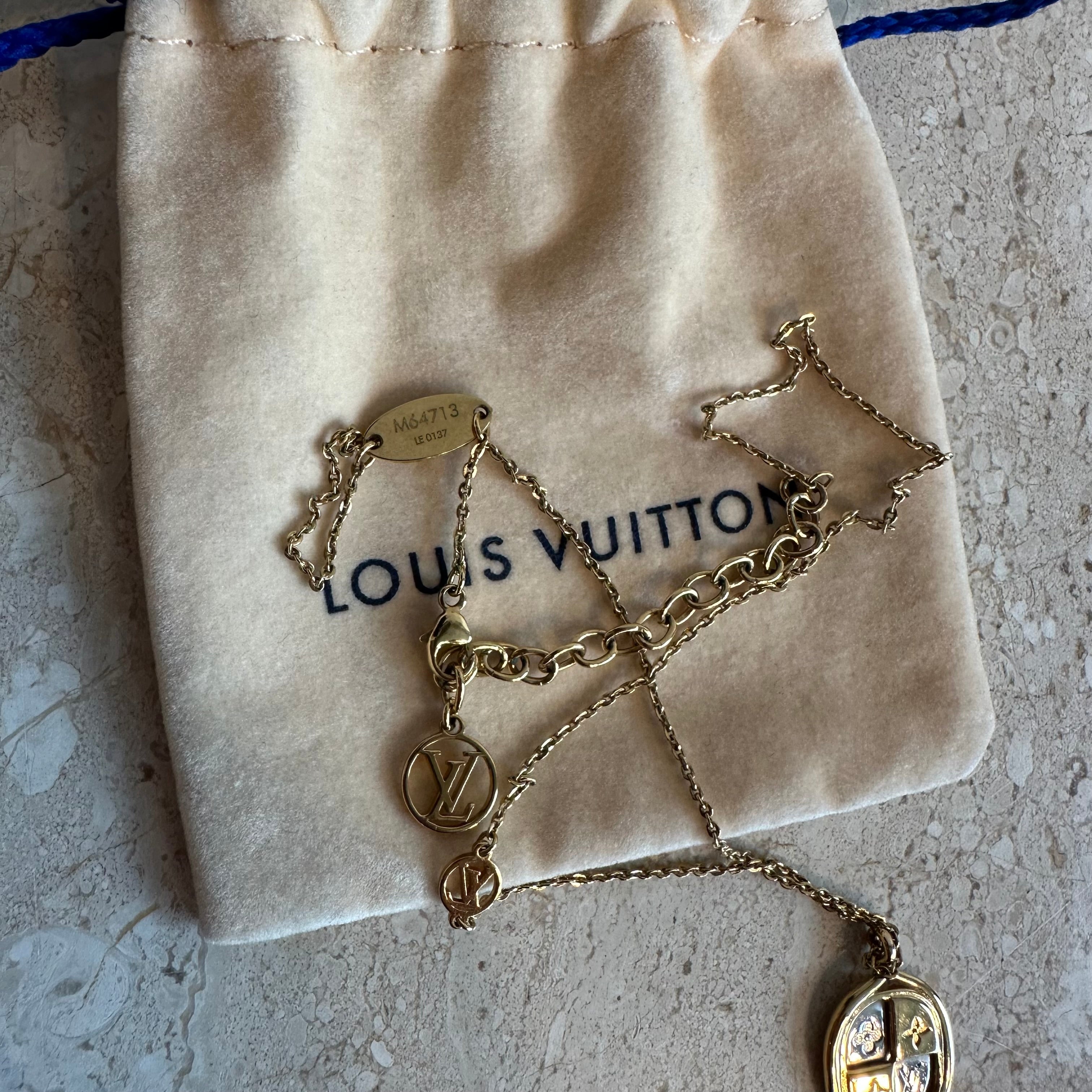 Pre-Owned LOUIS VUITTON Lady Lucky Crest Necklace