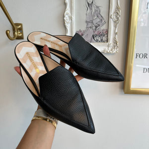 Pre-Owned NICHOLAS KIRKWOOD Black Leather Mules - Size 39.5
