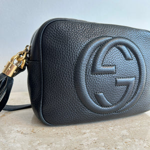 Pre-Owned GUCCI Black Soho Disco Bag