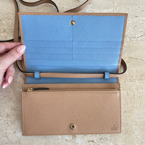 Pre-Owned GUCCI Swing Wallet Crossbody