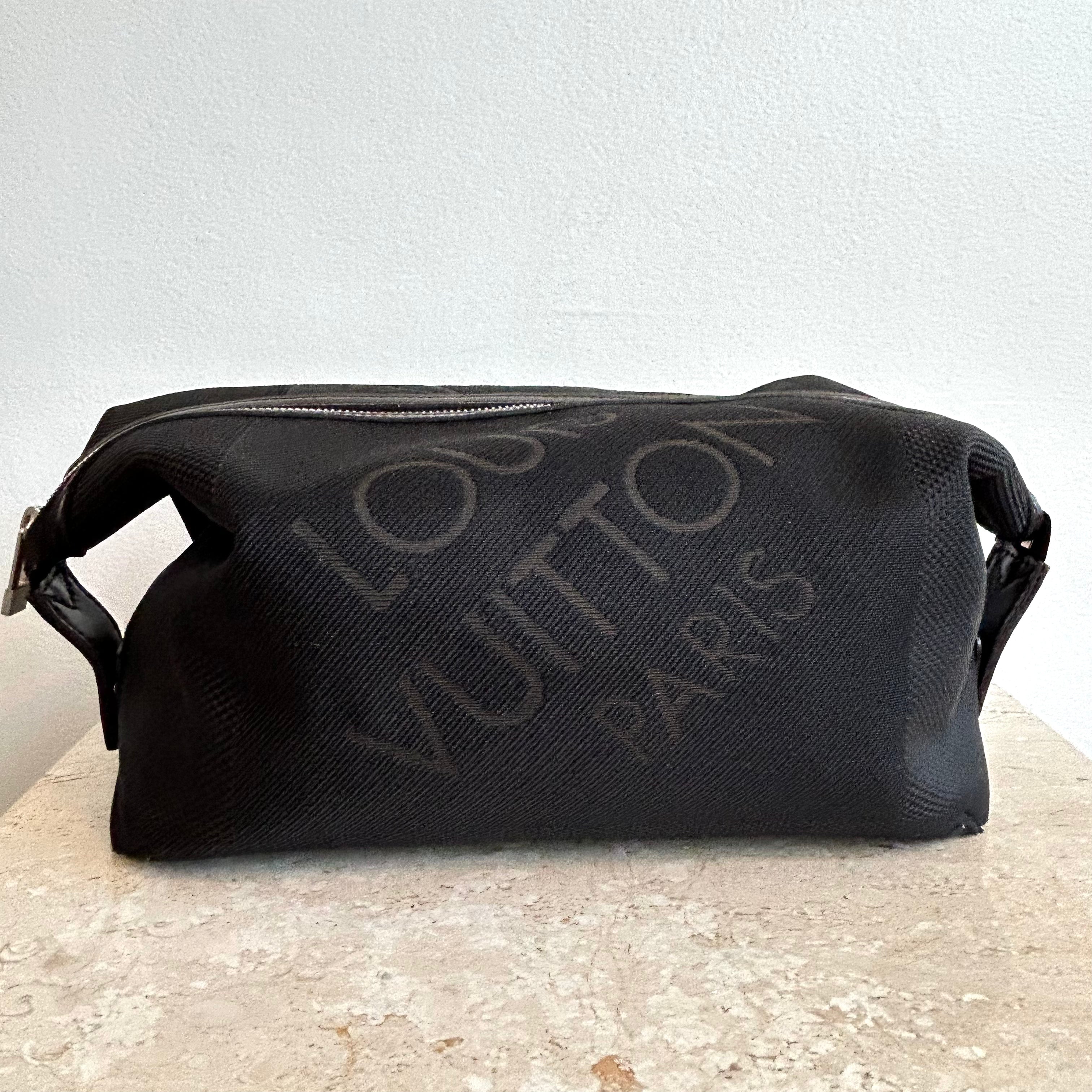 Black louis vuitton toiletry bag hotsell