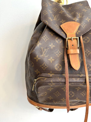 Pre-Owned LOUIS VUITTON Monogram Montsouris GM Backpack
