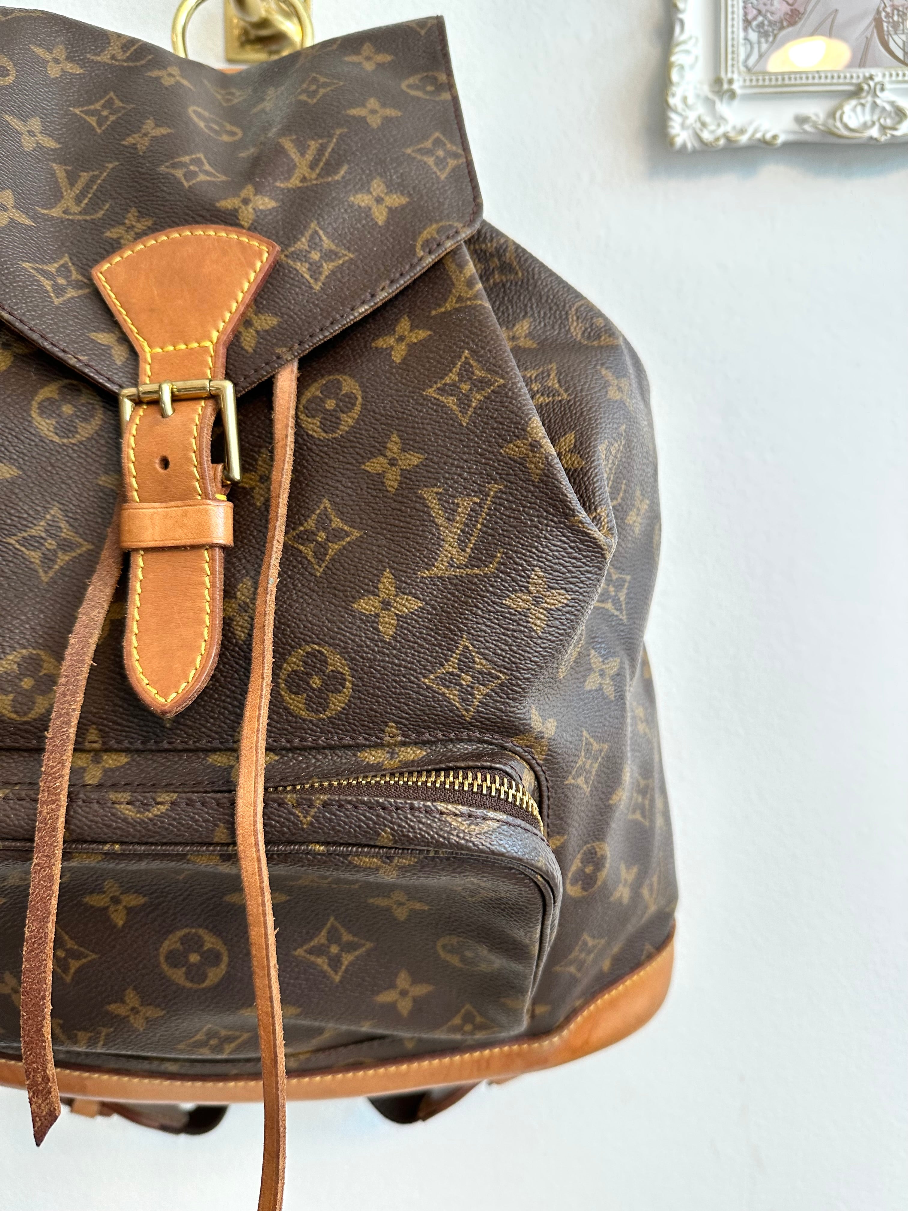 Pre-Owned Louis Vuitton Montsouris GM Monogram Backpack 