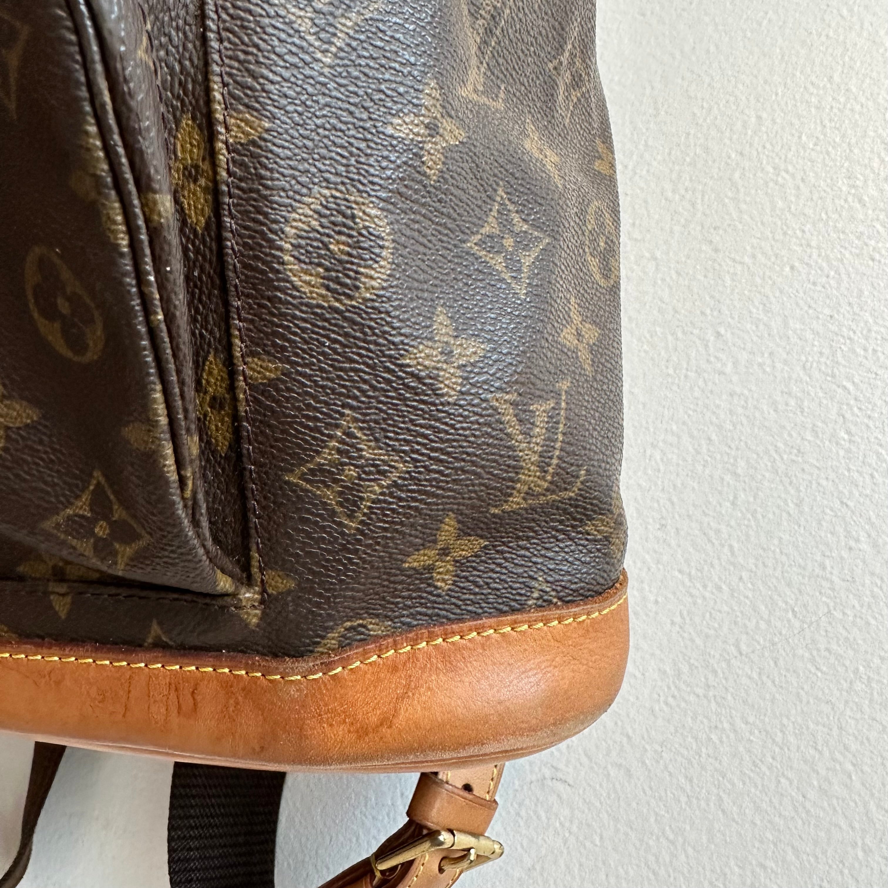 Pre-Owned LOUIS VUITTON Monogram Montsouris GM Backpack